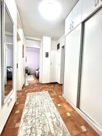 Banesë e Mobiluar në Shitje – 62 m², Fushë Kosovë - Thumbnail 6