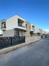 Vilë në SHITJE – 150 m² | në Ulqin - Thumbnail 5