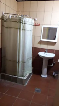 Kat për Studentë me Qira – 97 m² | Vetëm për Femra, Afër Shkollës Model 10, Prishtinë - Thumbnail 9