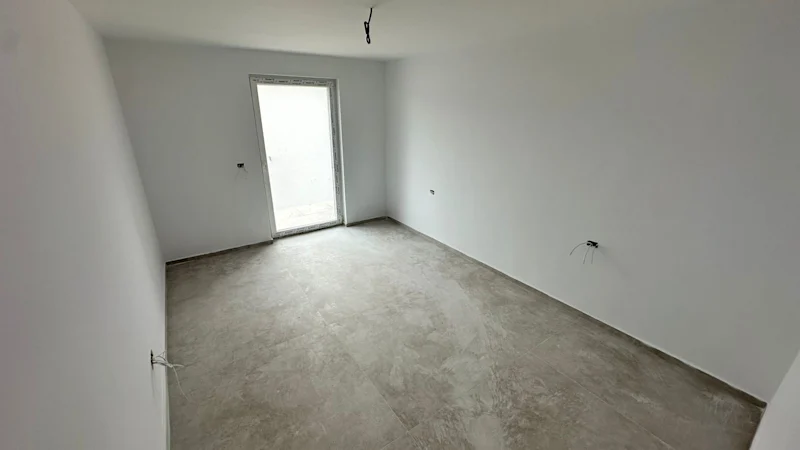 House for SALE – 240 m² | in Çagllavicë - Image 12