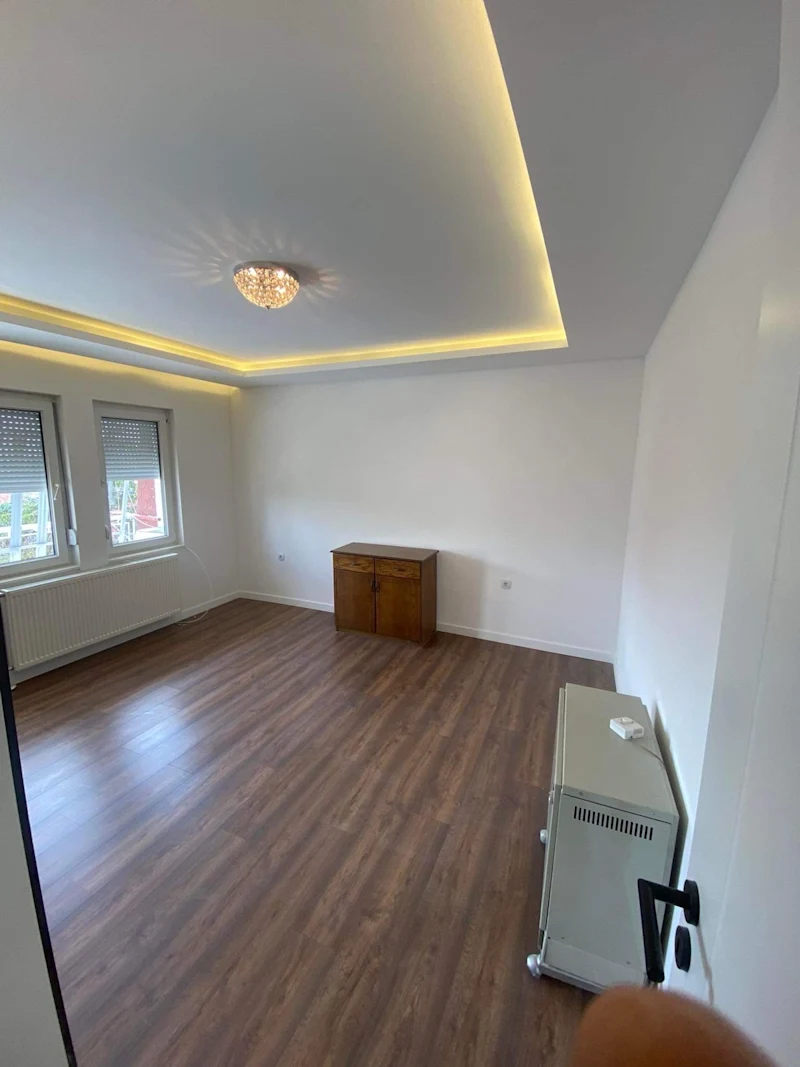 Banese me qira tek sheshi - Image 3