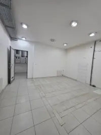 Commercial Property for Rent – 400 m² in Qafa, Prishtina - Thumbnail 20