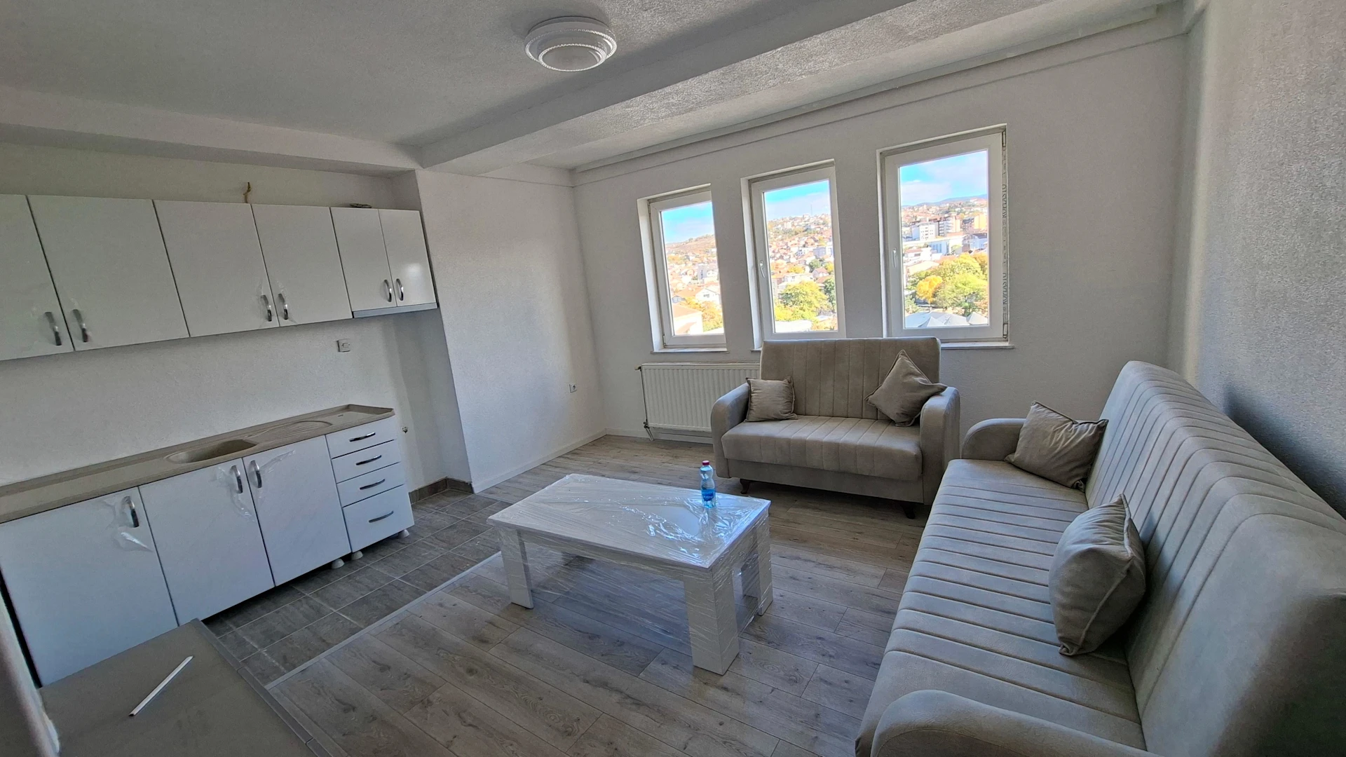 APARTMENT FOR RENT – 80 m² - Image 1