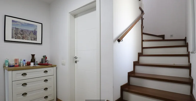 House for Sale – 200 m² in Preoc, on the Prishtina–Ferizaj Main Road. - Image 9