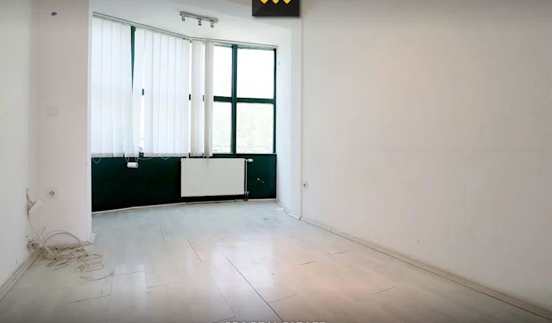 Administrative Building for RENT – 740 m² | in Pristina - Image 3