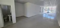 Commercial space for sale – 98.8 m² in Skenderaj, in a highly convenient location near the "Shaban Jashari" elementary school. - Thumbnail 4