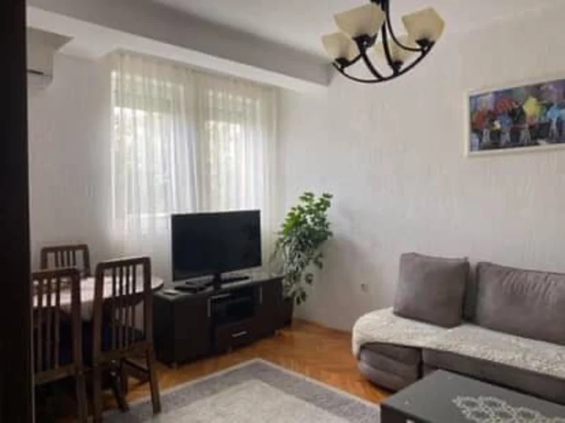 Banesë e Mobiluar me QIRA ( 65 m²) - në Ulpianë - Image 2