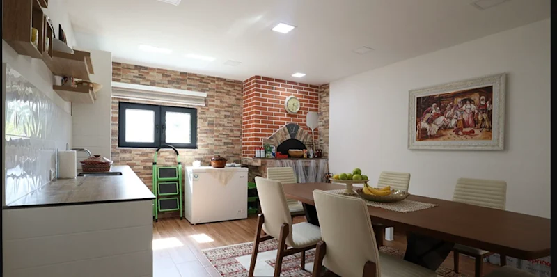 House for Sale – 200 m² in Preoc, on the Prishtina–Ferizaj Main Road. - Image 5