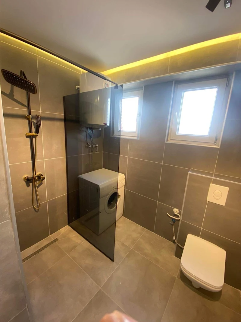 Banese me qira tek sheshi - Image 9