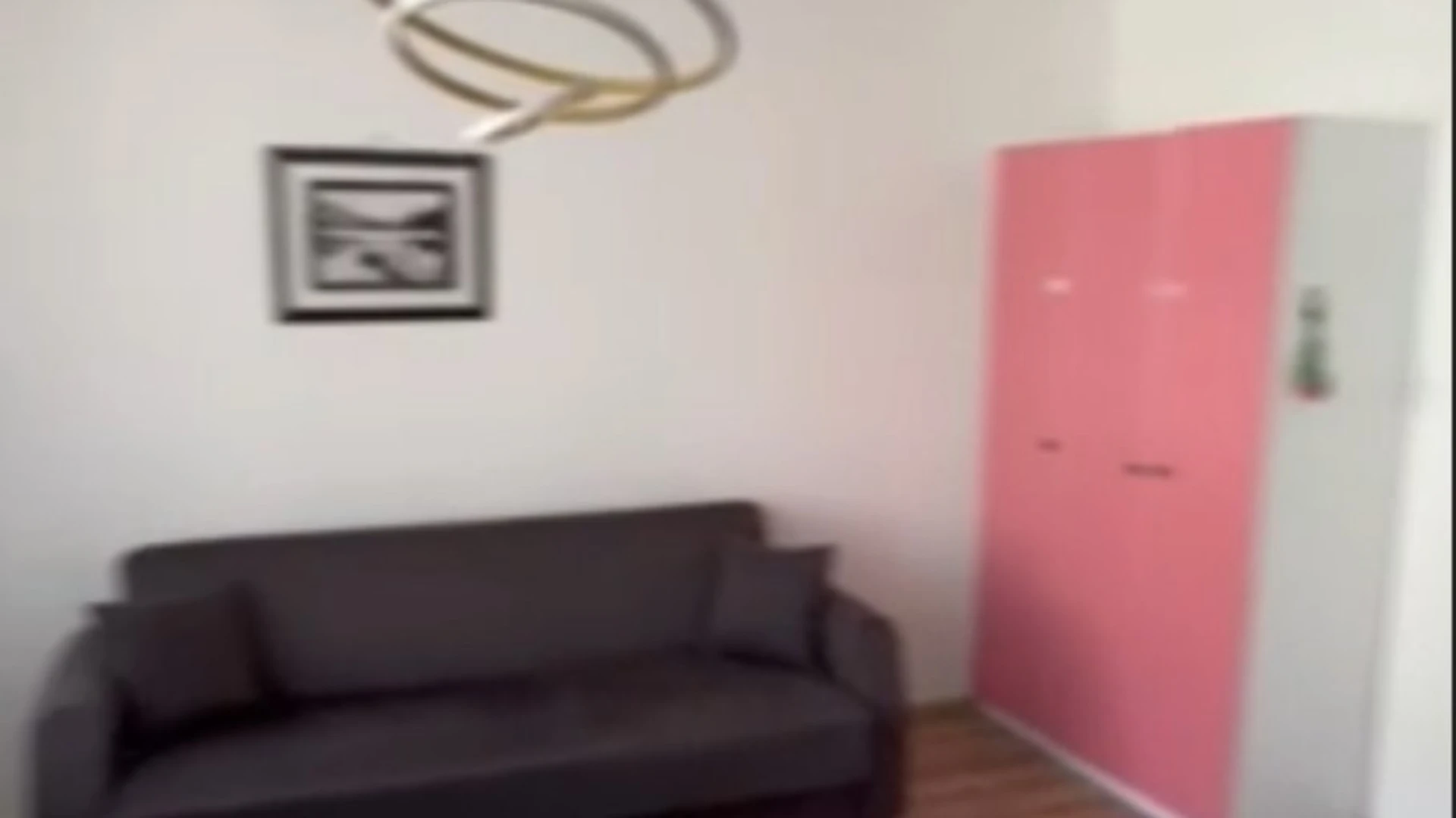 BANESË NË SHITJE – 53 m² ULPIANË, PRISHTINË - Image 1