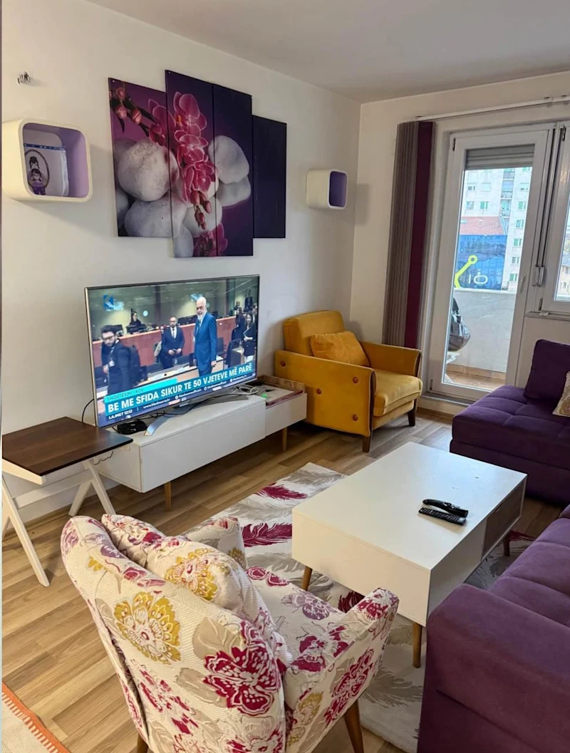 One-Bedroom Apartment 60m² for Rent in Tophane. - Image 2