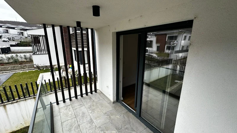 SHITET Shtëpi Moderne 332 m² | në Sofalia Hills - Image 14