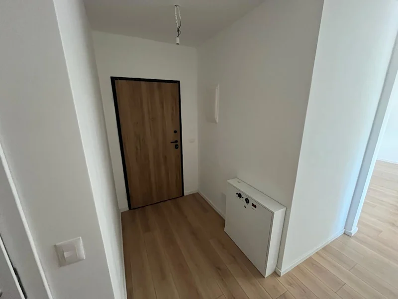 Banesë 92 m² në SHITJE |  Bregu i Diellit - Image 6