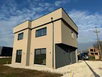 SHTËPI NË SHITJE – 200 m² - Thumbnail 4