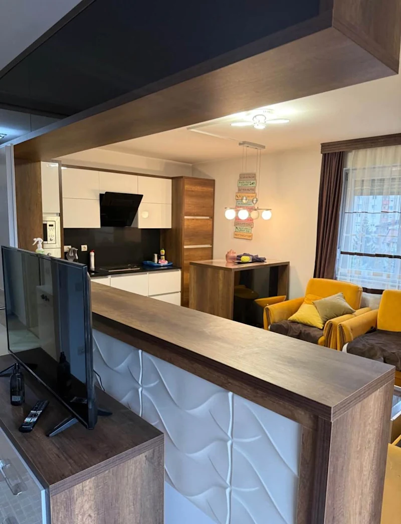 One-Bedroom Apartment 70m² for Rent in Tophane. - Image 1