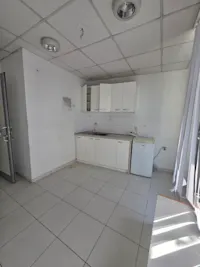 Objekt Afarist me Qira – 400 m² në Qafë, Prishtinë - Thumbnail 15