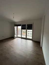 100 m² apartment for rent in the New Prishtina neighborhood, near the University Clinical Center of Kosovo (QKUK). - Thumbnail 1