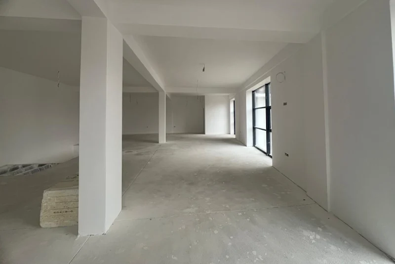 Commercial Space for Sale – 370 m² in Aktiv Complex, Drenas. - Image 5