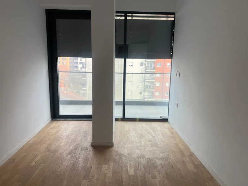 For sale: A modern apartment with a total area of 180 m², located on Muharrem Fejza Street. - Image 2