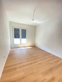 APARTMENT FOR SALE – 107 m² | BRESJE, DOKTORRI NEIGHBORHOOD | €800/m² - Thumbnail 8