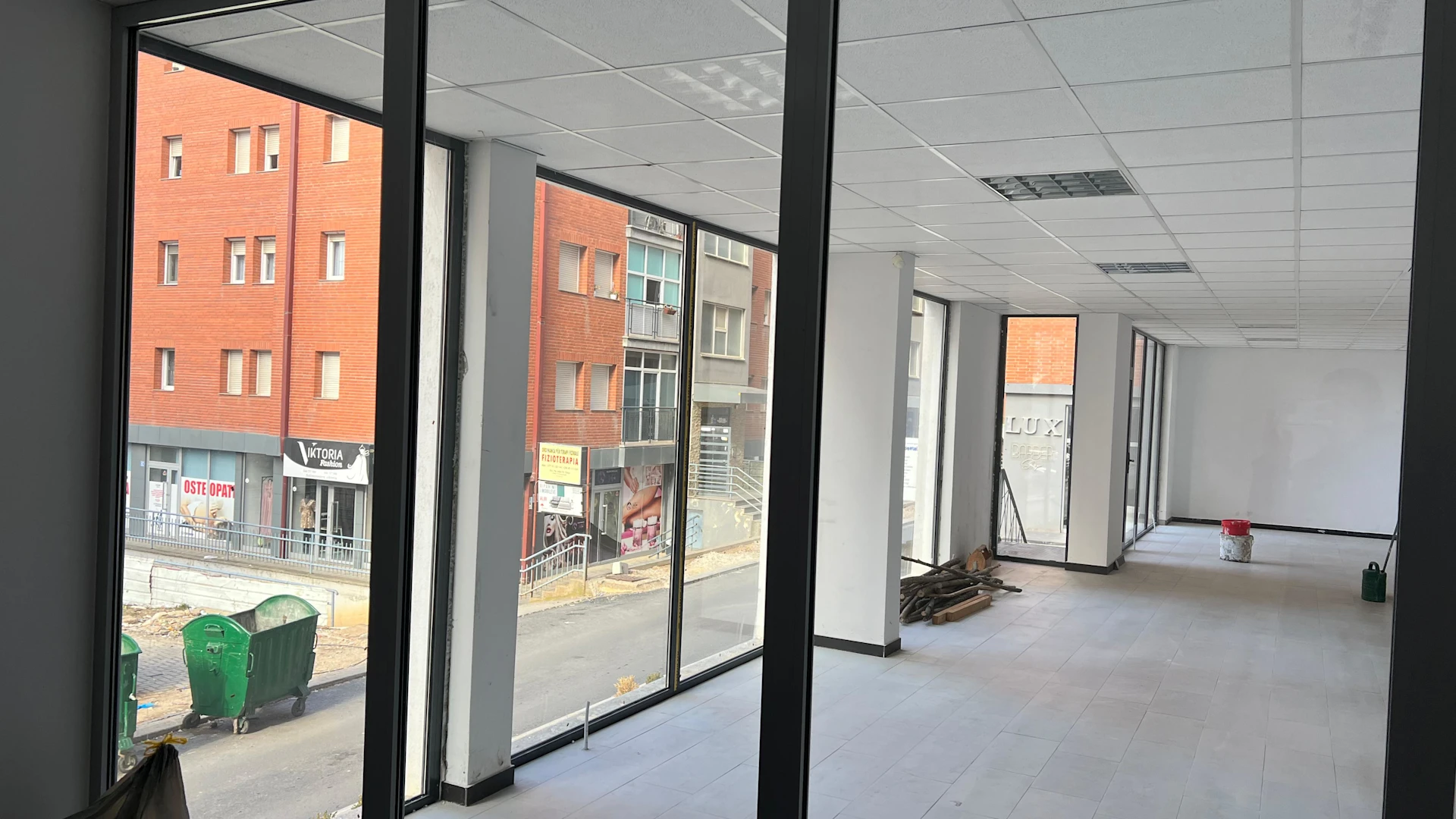 Commercial Space for SALE – 128 m² | Rruga B - Image 1