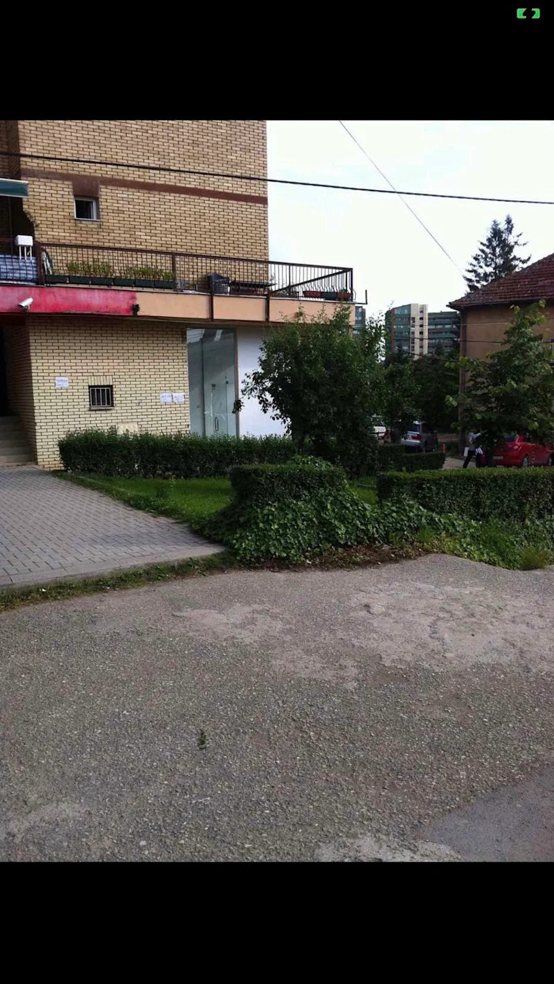 Commercial space for sale in the Dardania neighborhood, on Xhemajl Mustafa Street. - Image 8