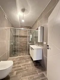 Penthouse ne lagjen Prishtina e re - Thumbnail 6