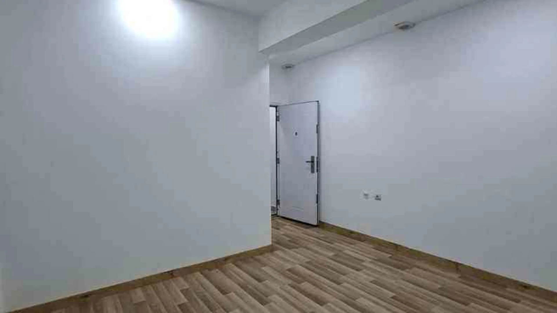 Lokal me QIRA – 65 m² | Rrethi i Flamurit - Image 1