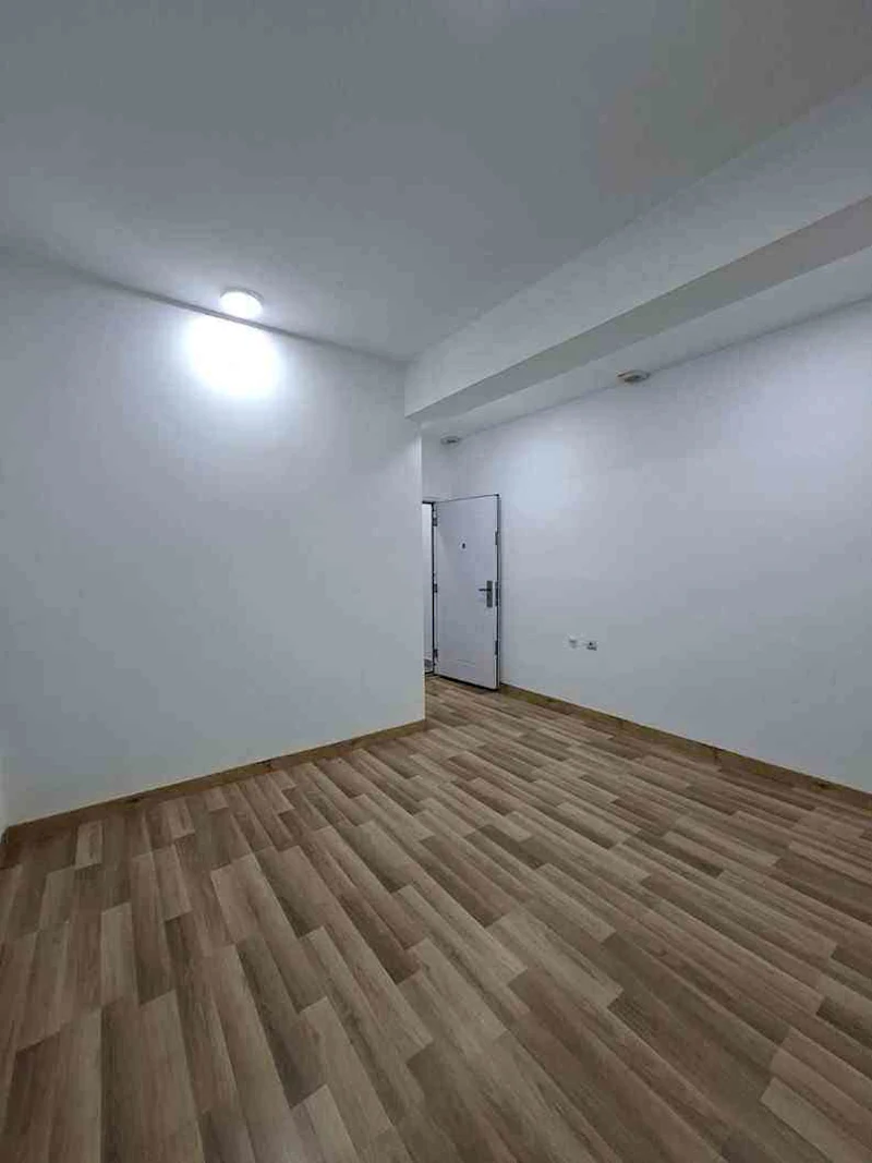 Lokal me QIRA – 70 m² | Rrethi i Flamurit - Image 1