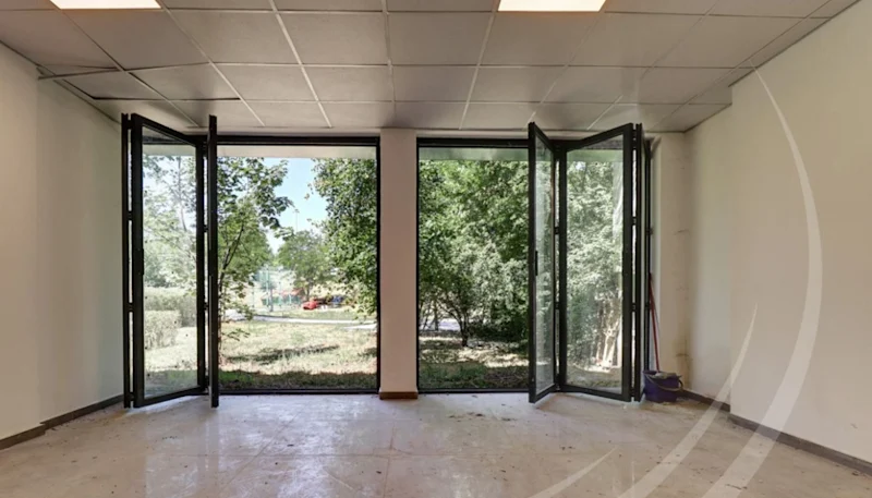 Commercial Space for Rent – 110 m² in Dukagjini Center, Dardania Neighborhood. - Image 1