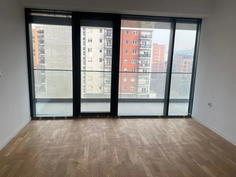 For sale: A modern apartment with a total area of 180 m², located on Muharrem Fejza Street. - Image 4