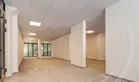 Ofrohet me qira lokal 110 m² në Dukagjini Center – Lagjja Dardania. - Thumbnail 2
