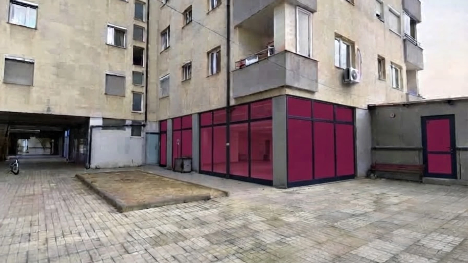 Lokal Afarist me Qira – 150 m² | Emshir, Prishtinë - Image 1