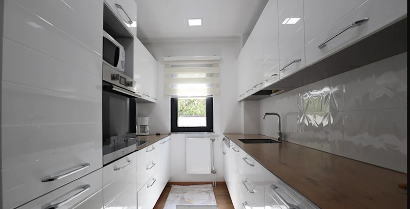 House for Sale – 200 m² in Preoc, on the Prishtina–Ferizaj Main Road. - Image 7