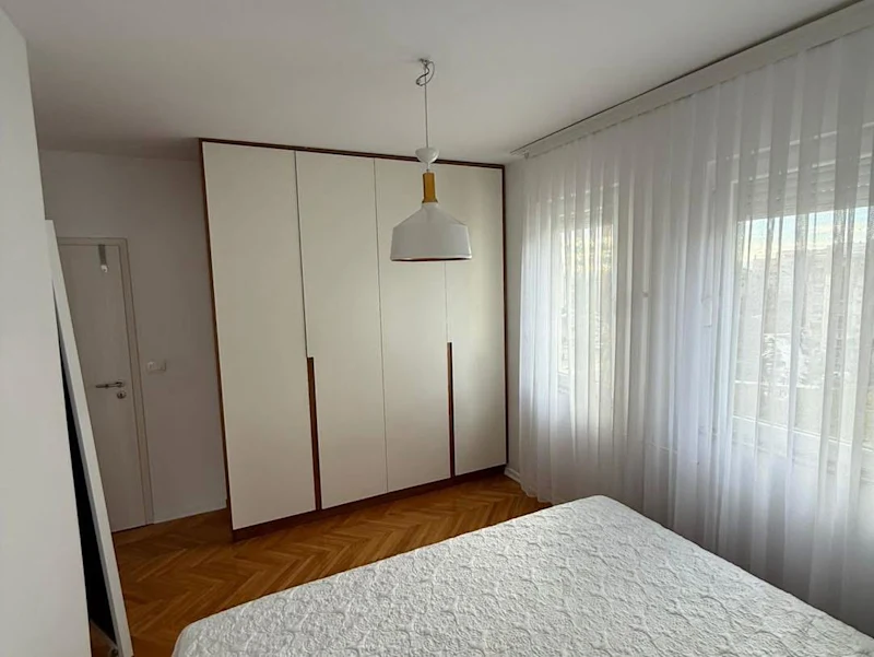 Apartment for rent in the Bregu i Diellit neighborhood, near the White Buildings - Image 6
