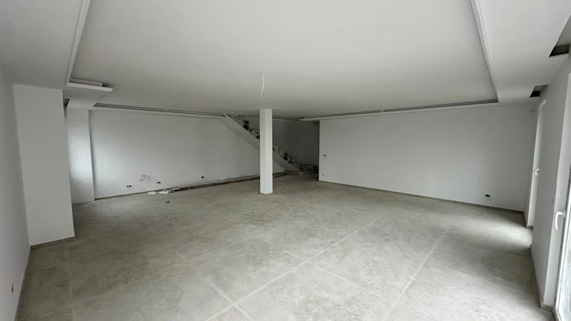 House for SALE – 240 m² | in Çagllavicë - Image 6