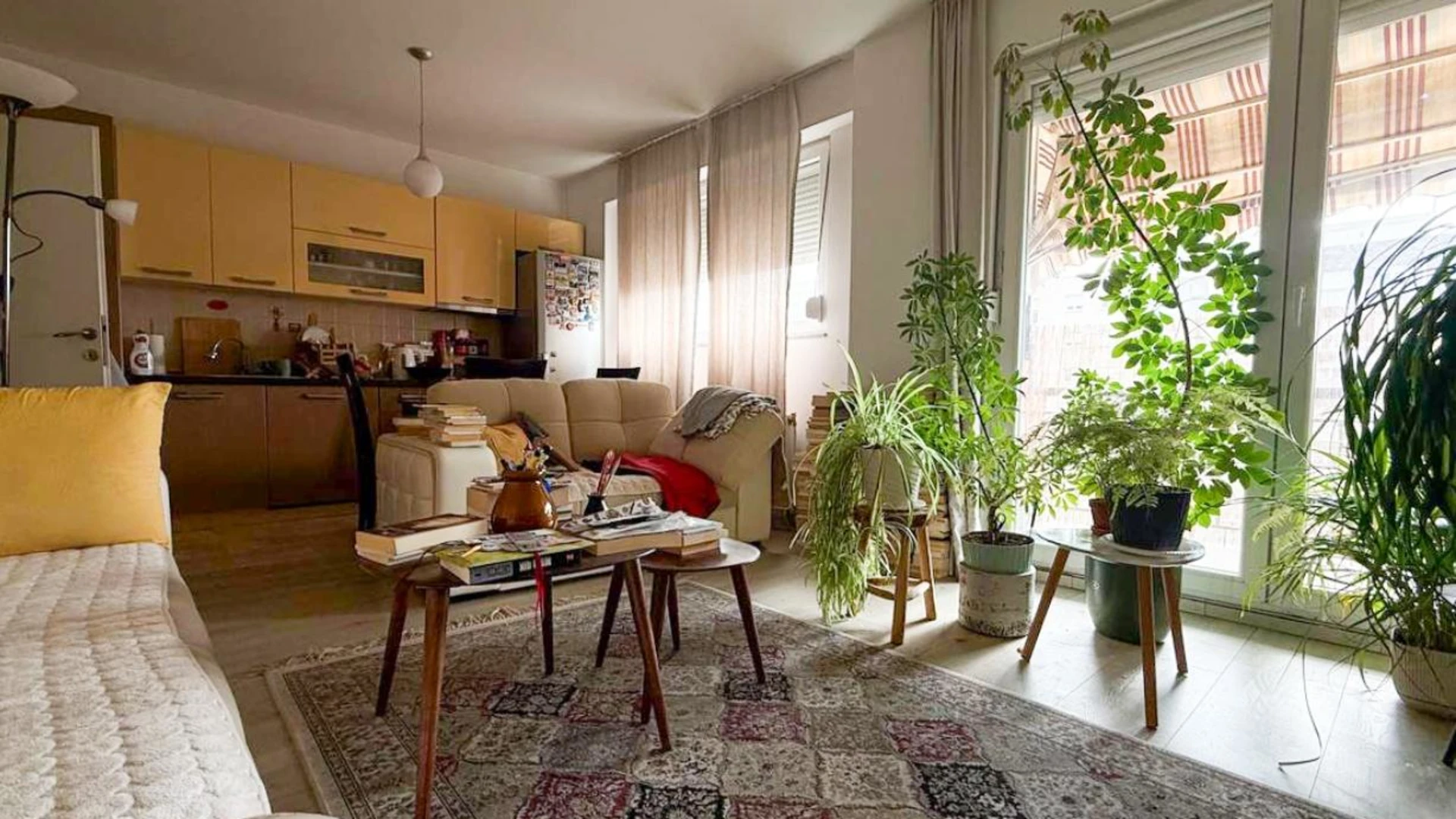 BANESË NË SHITJE – 60 m² - Image 1