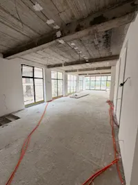 Commercial Space for RENT – 216 m² | Rruga B - Thumbnail 4