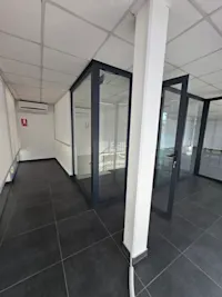 Objekt Afarist me Qira – 400 m² në Qafë, Prishtinë - Thumbnail 13