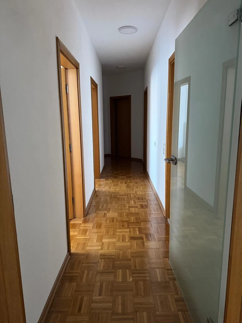 Banesë moderne në SHITJE në Tophane – 113.4 m² - Image 4