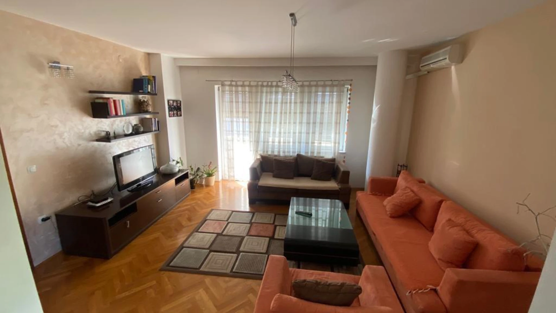 Apartment FOR RENT – 85 m² | Qafa, Prishtina - Image 1