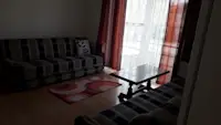 Kat për Studentë me Qira – 97 m² | Vetëm për Femra, Afër Shkollës Model 10, Prishtinë - Thumbnail 2