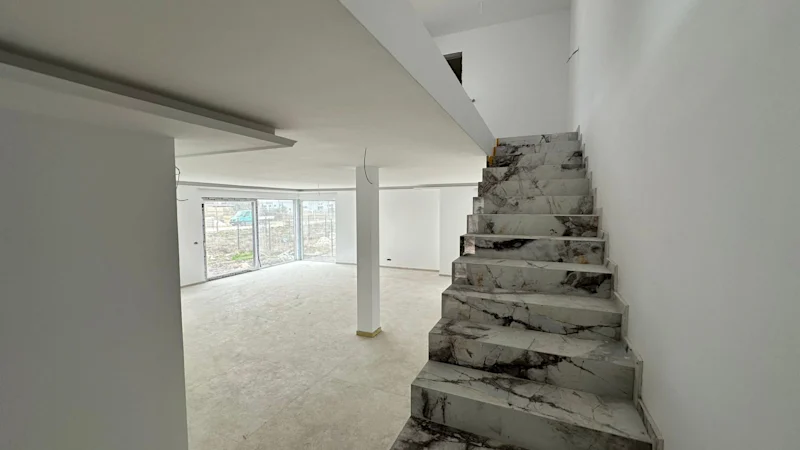 House for SALE – 240 m² | in Çagllavicë - Image 10