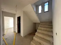 SHTËPI NË SHITJE – 200 m² - Thumbnail 10