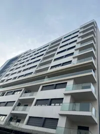 For sale: Apartment with a total area of 175 m², located on Muharrem Fejza Street. - Thumbnail 8