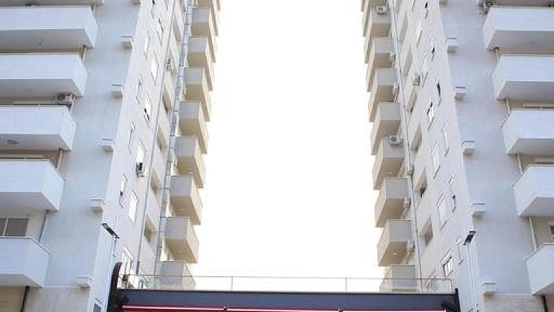 Banesë në SHITJE – 107 m² | Twin Tower, Shëngjin - Image 1