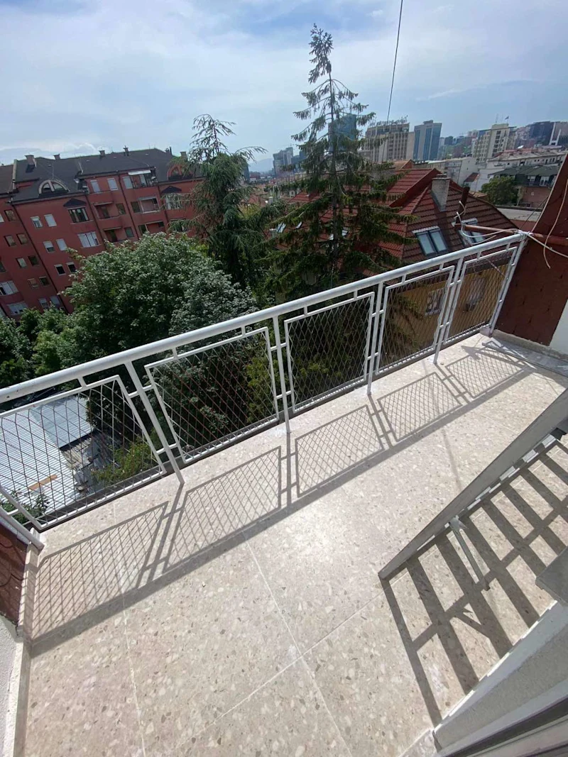 Banese me qira tek sheshi - Image 7