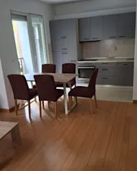 Ofrohet me qira banesë 97 m² në Rrugën B – Muharrem Fejza. - Thumbnail 2