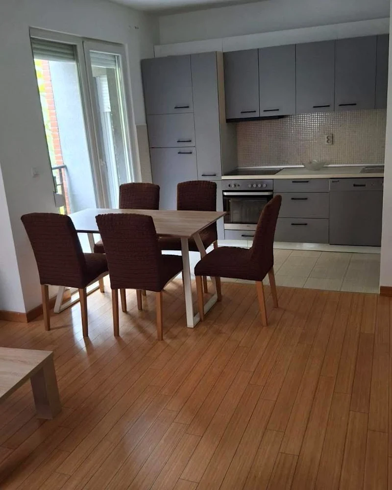 97 m² apartment for rent on Rruga B – Muharrem Fejza - Image 2