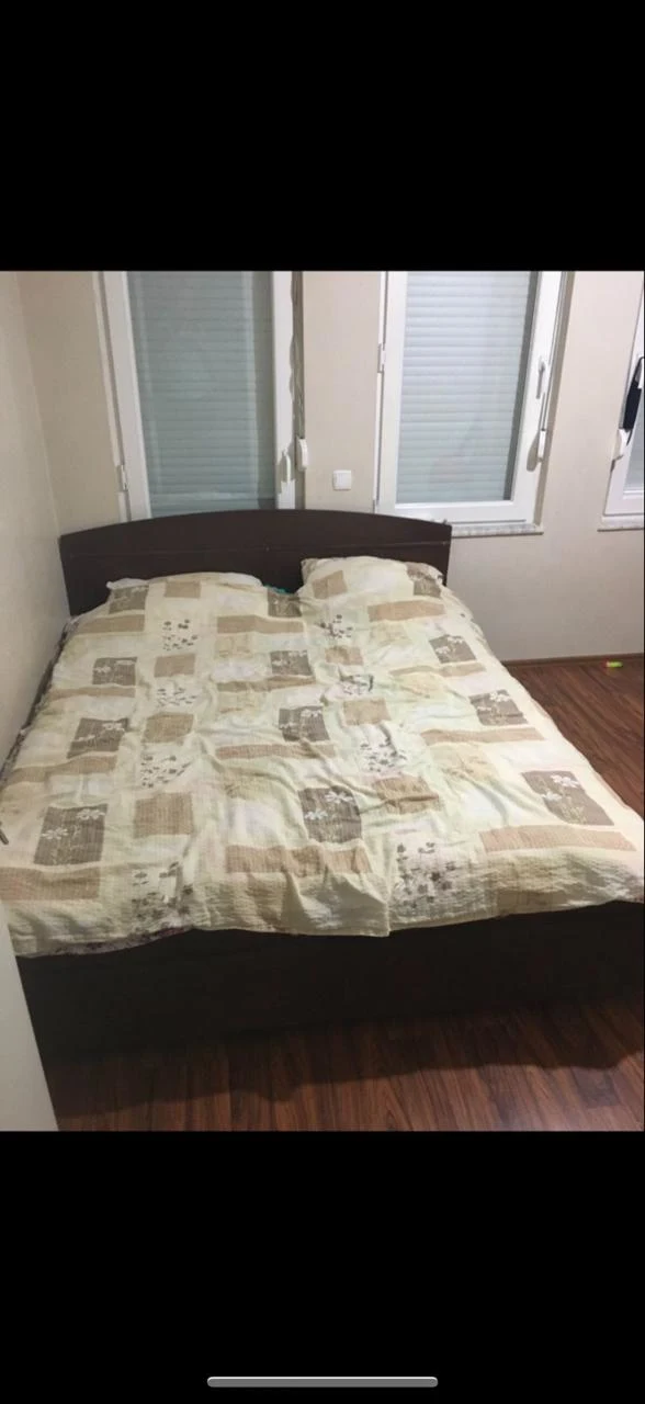 Ofrohet me qira kati i shtepise ne lagjen Vranjefc - Image 7